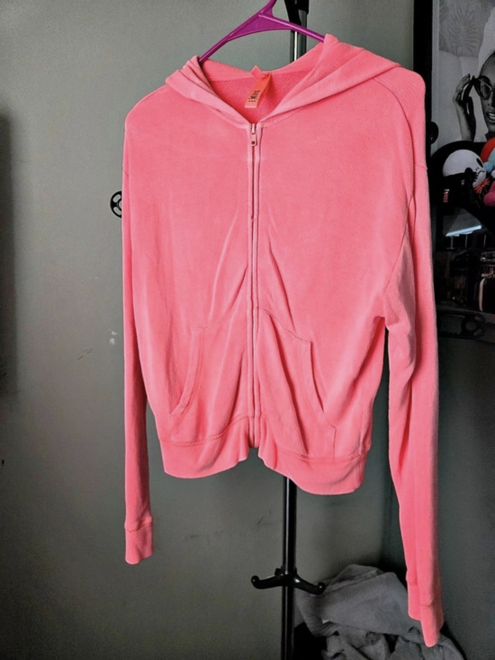 NWOT SKIMS coral Zip-Up Hoodie